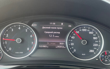 Volkswagen Touareg III, 2016 год, 3 500 000 рублей, 14 фотография