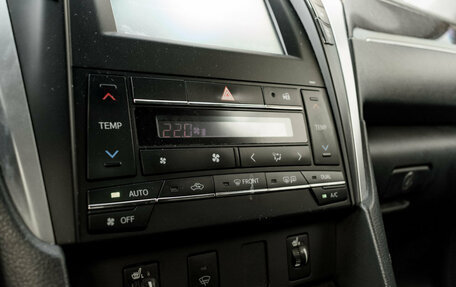Toyota Camry, 2017 год, 2 385 000 рублей, 18 фотография