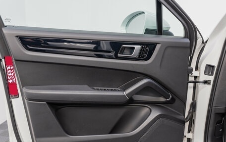 Porsche Cayenne III, 2021 год, 10 957 000 рублей, 24 фотография