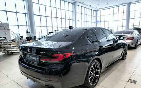 BMW 5 серия, 2021 год, 6 300 000 рублей, 9 фотография