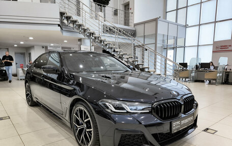 BMW 5 серия, 2021 год, 6 300 000 рублей, 7 фотография