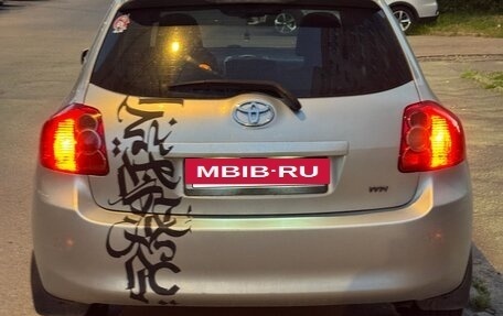 Toyota Auris II, 2008 год, 550 000 рублей, 19 фотография