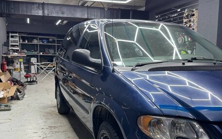 Dodge Caravan IV, 2002 год, 470 000 рублей, 3 фотография