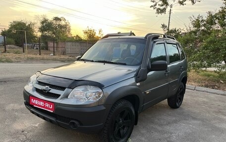 Chevrolet Niva I рестайлинг, 2017 год, 857 000 рублей, 1 фотография