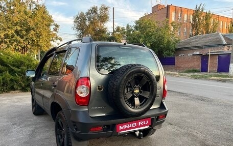 Chevrolet Niva I рестайлинг, 2017 год, 857 000 рублей, 14 фотография