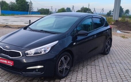 KIA cee'd III, 2016 год, 930 000 рублей, 2 фотография