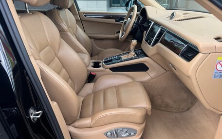 Porsche Macan I рестайлинг, 2014 год, 2 500 000 рублей, 15 фотография