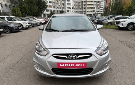 Hyundai Solaris II рестайлинг, 2012 год, 930 000 рублей, 2 фотография