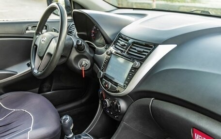 Hyundai Solaris II рестайлинг, 2016 год, 778 000 рублей, 28 фотография