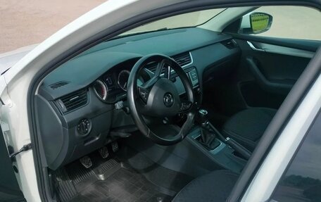 Skoda Octavia, 2017 год, 1 280 000 рублей, 2 фотография