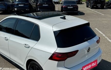 Volkswagen Golf VIII, 2022 год, 2 480 000 рублей, 10 фотография