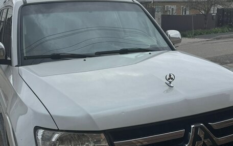 Mitsubishi Pajero IV, 2007 год, 1 000 000 рублей, 1 фотография