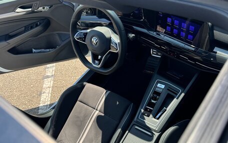 Volkswagen Golf VIII, 2022 год, 2 480 000 рублей, 20 фотография