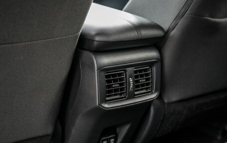 Toyota RAV4, 2021 год, 2 998 000 рублей, 28 фотография