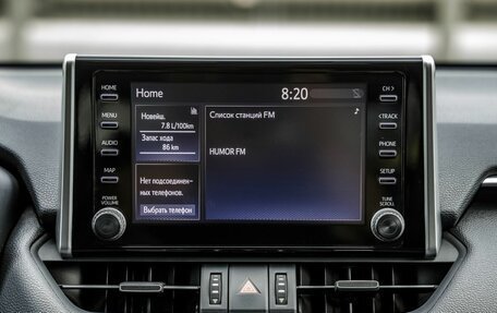 Toyota RAV4, 2021 год, 2 998 000 рублей, 23 фотография