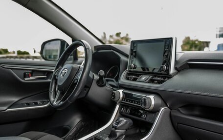 Toyota RAV4, 2021 год, 2 998 000 рублей, 37 фотография