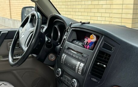 Mitsubishi Pajero IV, 2007 год, 1 000 000 рублей, 7 фотография