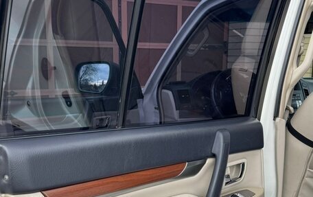 Mitsubishi Pajero IV, 2007 год, 1 000 000 рублей, 8 фотография