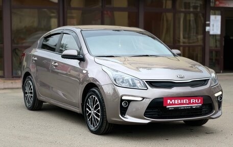 KIA Rio IV, 2018 год, 1 375 000 рублей, 2 фотография