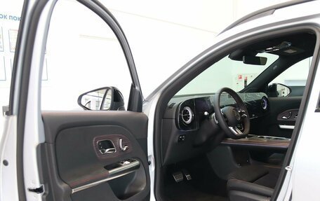 Mercedes-Benz GLB, 2026 год, 7 700 000 рублей, 6 фотография