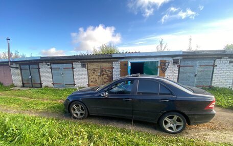 Mercedes-Benz C-Класс, 2006 год, 600 000 рублей, 2 фотография