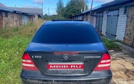 Mercedes-Benz C-Класс, 2006 год, 600 000 рублей, 3 фотография