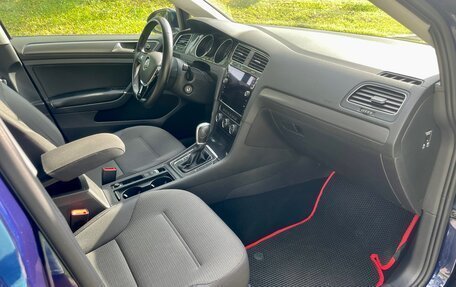 Volkswagen Golf VII, 2018 год, 1 990 000 рублей, 12 фотография
