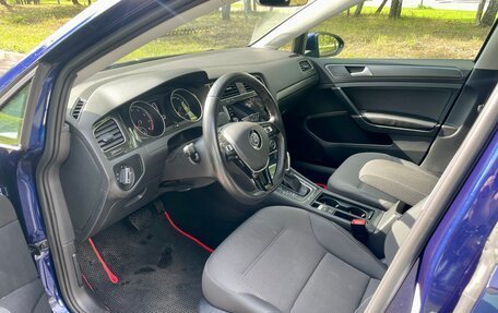 Volkswagen Golf VII, 2018 год, 1 990 000 рублей, 11 фотография