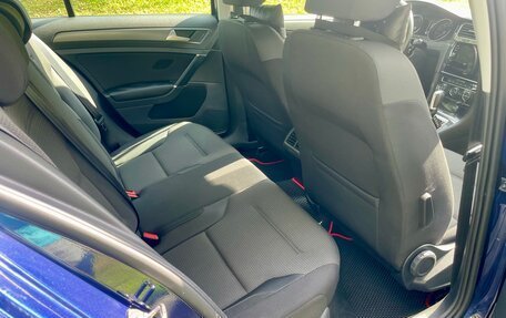 Volkswagen Golf VII, 2018 год, 1 990 000 рублей, 14 фотография