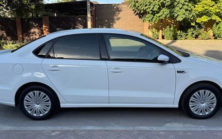 Volkswagen Polo VI (EU Market), 2018 год, 797 000 рублей, 2 фотография