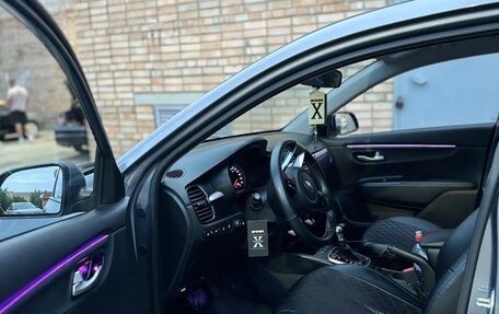 KIA Rio IV, 2018 год, 1 120 000 рублей, 6 фотография