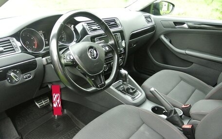 Volkswagen Jetta VI, 2018 год, 1 200 000 рублей, 10 фотография