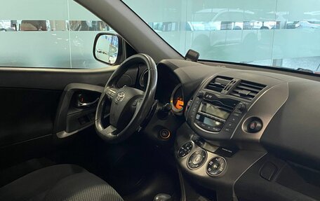 Toyota RAV4, 2011 год, 1 597 000 рублей, 16 фотография