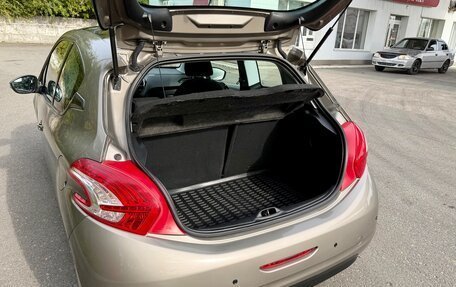 Peugeot 208 II, 2013 год, 835 000 рублей, 13 фотография