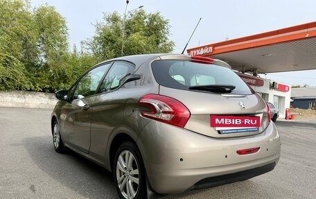 Peugeot 208 II, 2013 год, 835 000 рублей, 6 фотография
