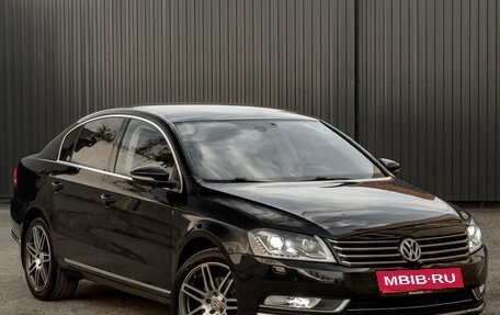 Volkswagen Passat B7, 2011 год, 930 000 рублей, 3 фотография