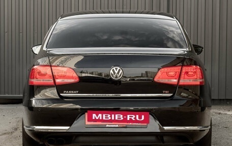 Volkswagen Passat B7, 2011 год, 930 000 рублей, 6 фотография