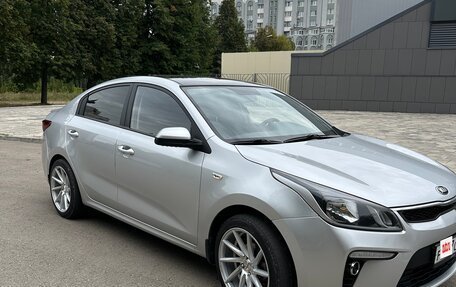 KIA Rio IV, 2018 год, 1 430 000 рублей, 2 фотография