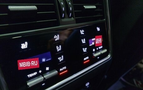 Porsche Cayenne III, 2021 год, 14 200 000 рублей, 37 фотография