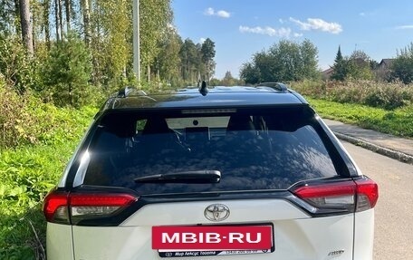 Toyota RAV4, 2020 год, 3 150 000 рублей, 9 фотография
