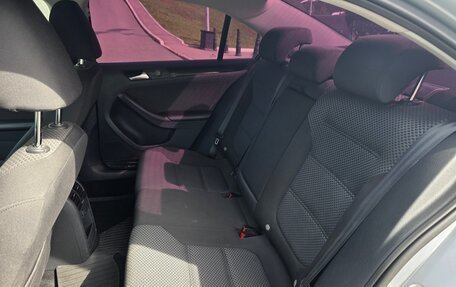 Volkswagen Jetta VI, 2014 год, 1 300 000 рублей, 11 фотография