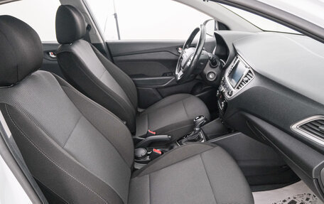 Hyundai Solaris II рестайлинг, 2019 год, 1 649 000 рублей, 14 фотография