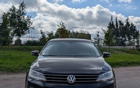 Volkswagen Jetta VI, 2014 год, 890 000 рублей, 2 фотография