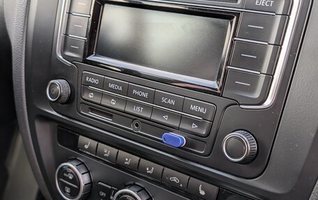 Volkswagen Jetta VI, 2014 год, 890 000 рублей, 15 фотография
