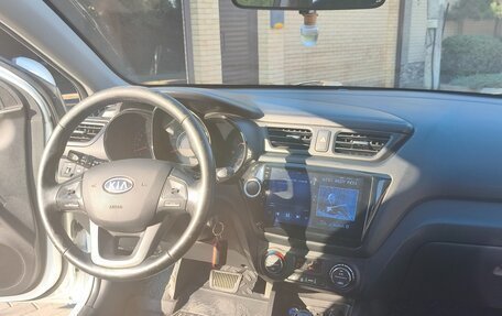 KIA Rio III рестайлинг, 2012 год, 700 000 рублей, 9 фотография
