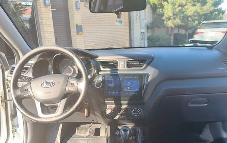 KIA Rio III рестайлинг, 2012 год, 700 000 рублей, 11 фотография