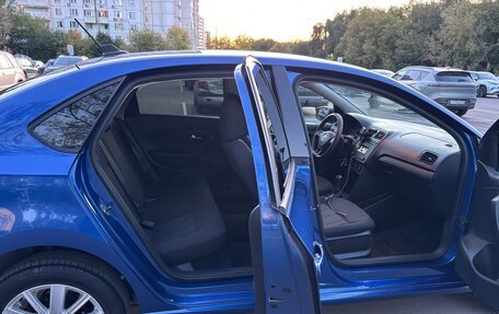 Volkswagen Polo VI (EU Market), 2018 год, 1 100 000 рублей, 16 фотография
