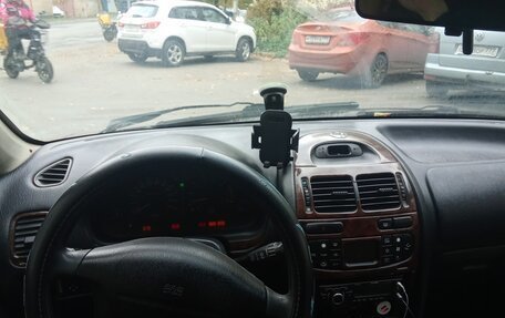 Mitsubishi Carisma I, 1996 год, 110 000 рублей, 13 фотография