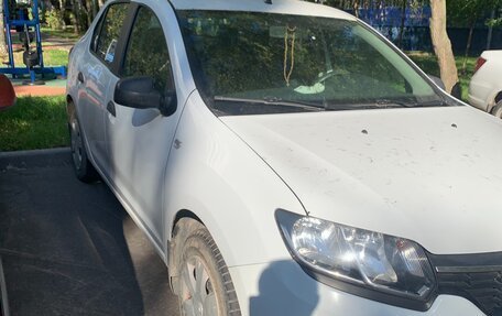 Renault Logan II, 2017 год, 780 000 рублей, 5 фотография