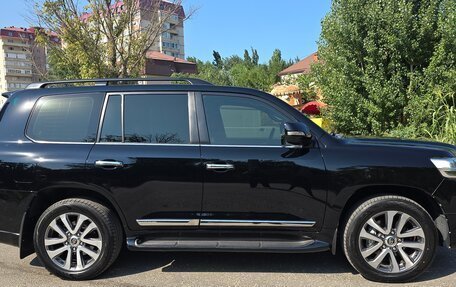 Toyota Land Cruiser 200, 2016 год, 4 750 000 рублей, 3 фотография